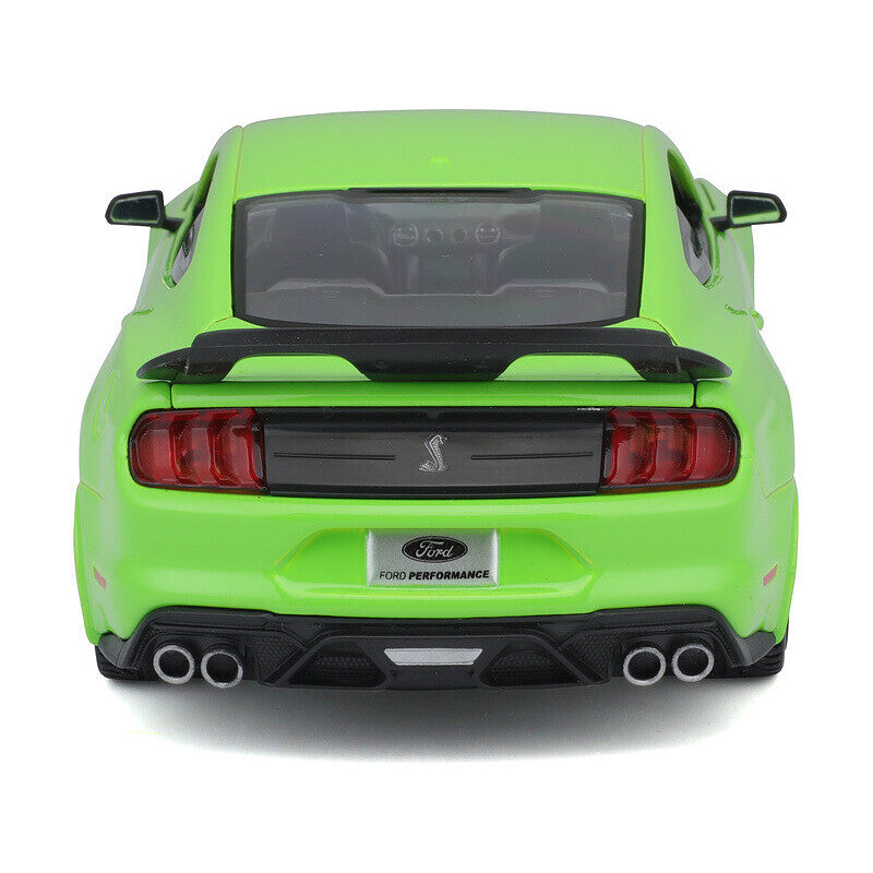 MAISTO Ford Mustang Shelby GT500 1:24 Green Die-Cast Model