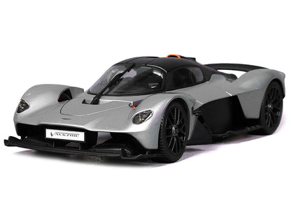 Maisto Aston Martin Valkyrie Silver 1:18 Diecast Model - Wild Willy