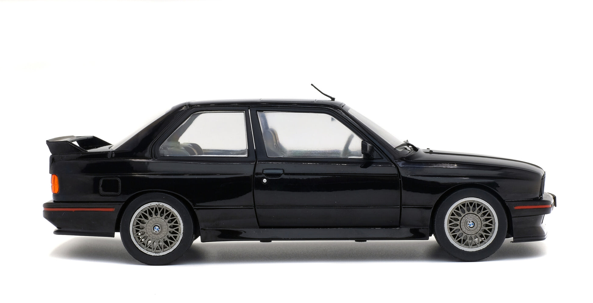 BMW E30 M3 Sport Evo 1990 1:18 Diecast Model by Solido - Wild Willy