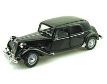 Maisto Citroen 15cv 6 Cyl '52 Black/Cream - Wild Willy