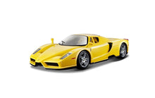 Bburago Enzo Ferrari 1/24 - Wild Willy