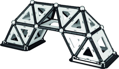 GEOMAG PANELS BLACK & WHITE 104 PCS ( GM013) - Wild Willy - Toys Lebanon